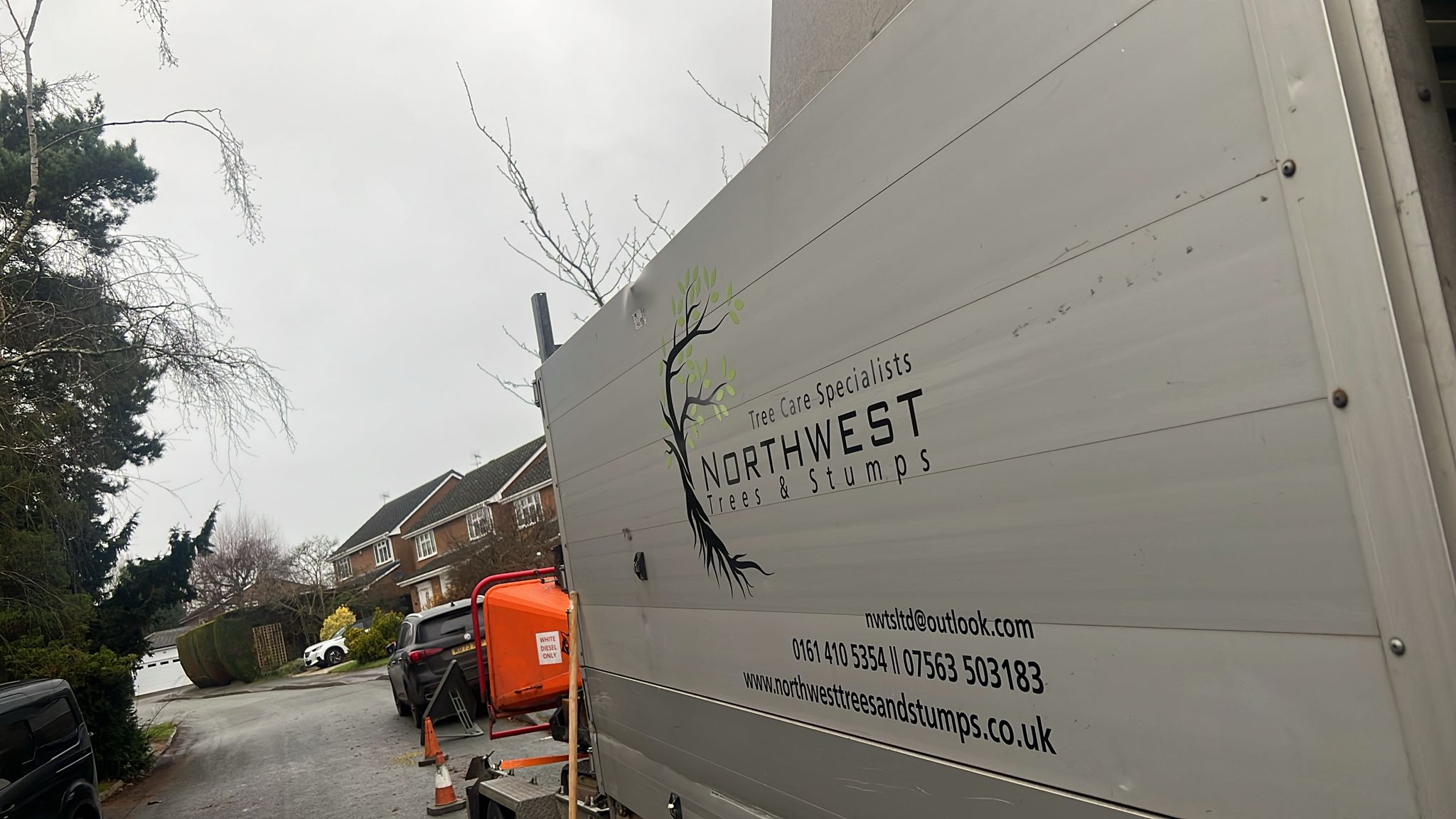 Norhtwest Trees & Stumps Van and Logo